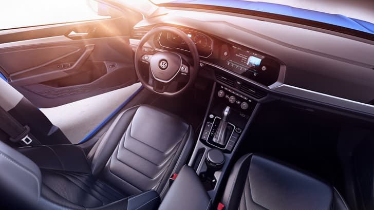 2018 Volkswagen Jetta image gallery