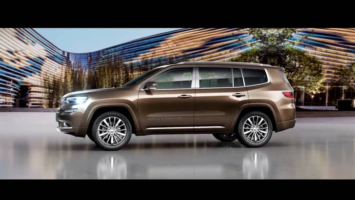2018 Jeep Grand Commander image gallery
