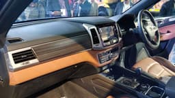 2018 Mahindra Rexton image gallery