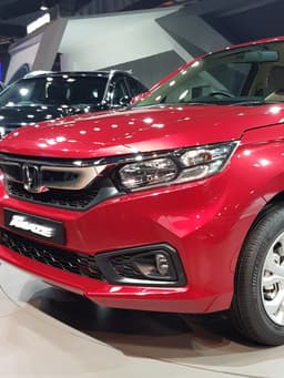 CANCELLED New 2018 Honda Amaze image gallery