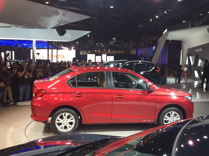 CANCELLED New 2018 Honda Amaze image gallery