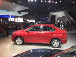 CANCELLED New 2018 Honda Amaze image gallery