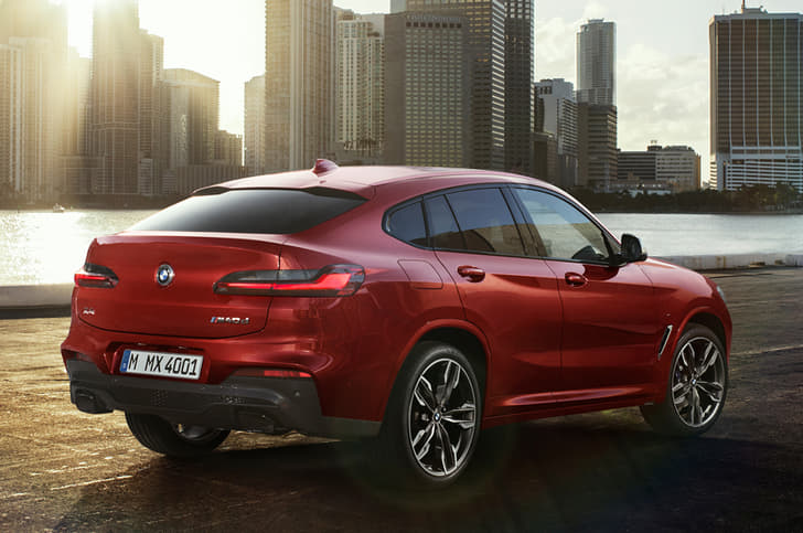 2018 BMW X4 SUV image gallery