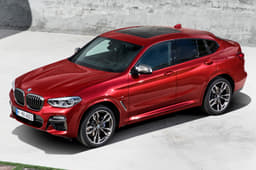 2018 BMW X4 SUV image gallery