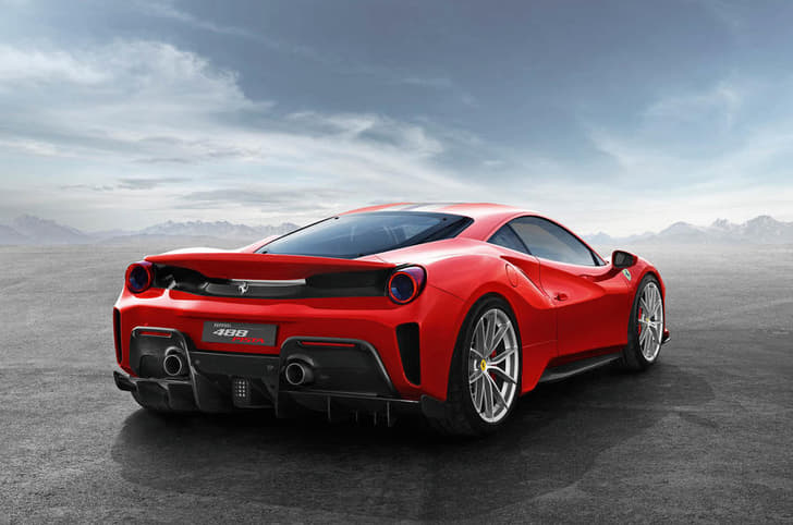 2018 Ferrari 488 Pista image gallery