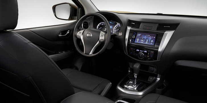 2018 Nissan Terra SUV image gallery