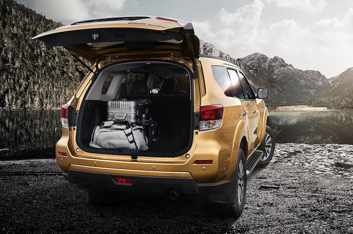 2018 Nissan Terra image gallery