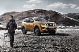 2018 Nissan Terra image gallery