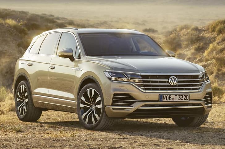2018 Volkswagen Touareg image gallery