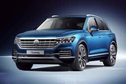 2018 Volkswagen Touareg image gallery