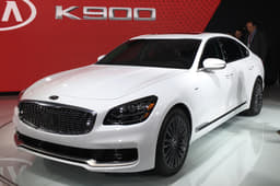 Kia's K900 sedan
