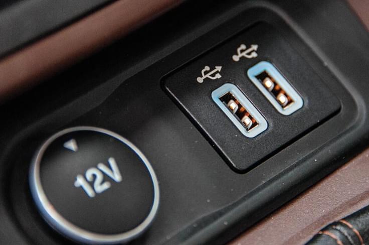 Dual USB points come very handy. Dual USB points come very handy.
