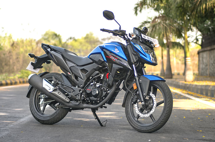 The sporty styling of the X Blade will turn many heads.