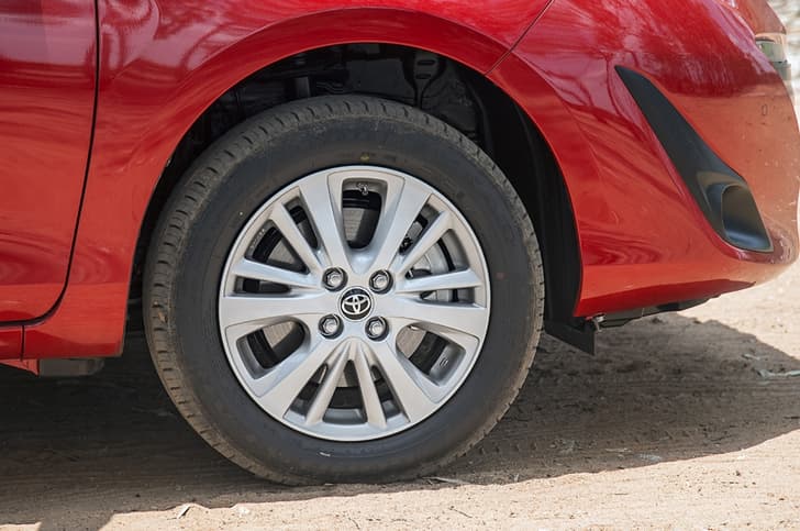 All four wheels get disc brakes on the V and VX versions.