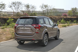 The heavily redesigned tailgate and new tail lamps give the XUV500 a more MPV-like appearance.