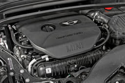 Petrol Mini has a strong mid-range and 192hp.