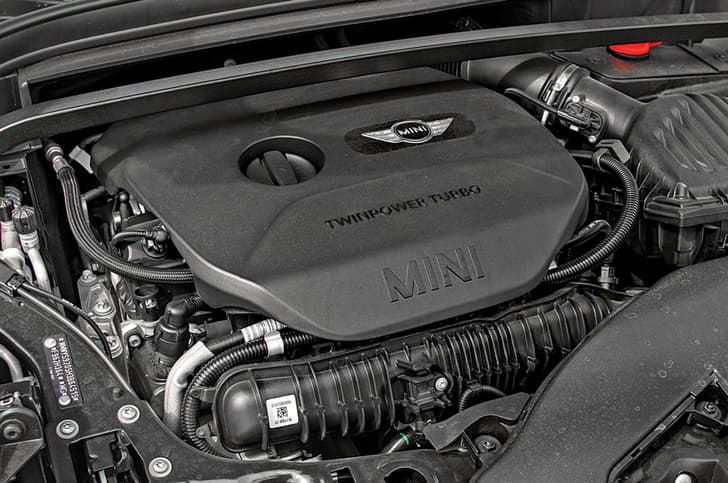 Petrol Mini has a strong mid-range and 192hp.