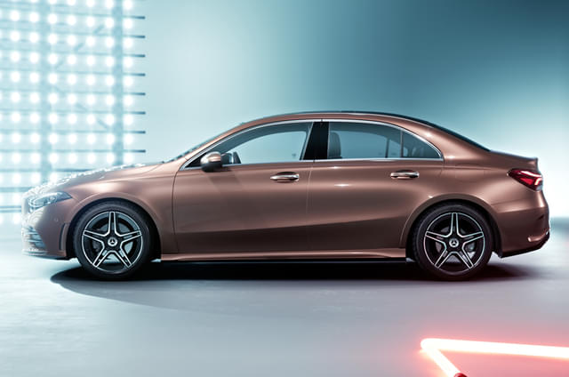 Alloy Wheels Image - 9736