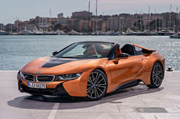 2018 BMW i8 Roadster image gallery