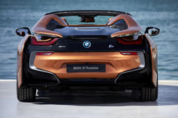 2018 BMW i8 Roadster image gallery