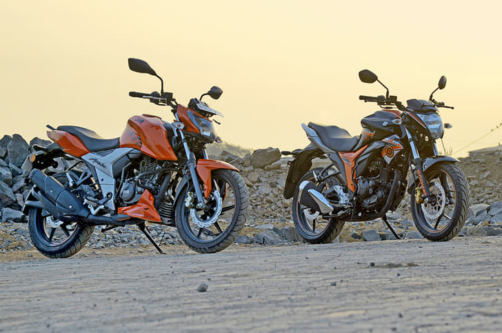 2018 TVS Apache RTR 160 4V vs Suzuki Gixxer SP image gallery