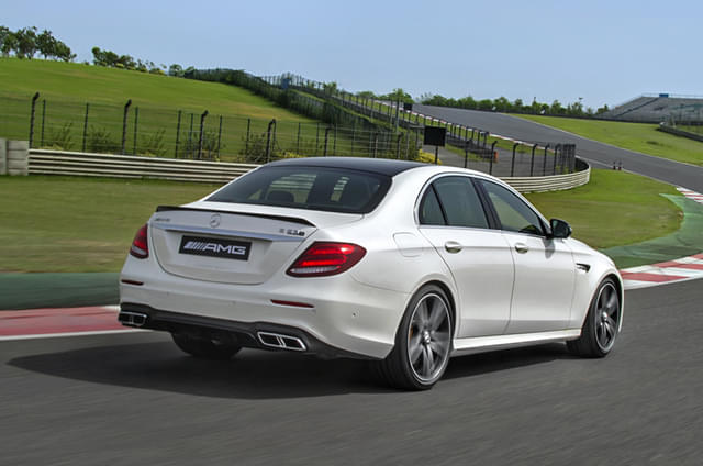 Rear View Image - 8037