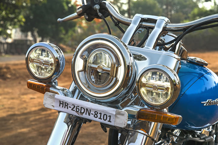 2018 Harley-Davidson Softail Deluxe image gallery