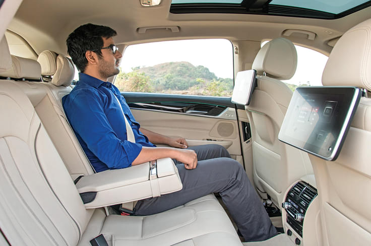 Even six-footers can stretch out in the back of the 6GT. Backrest is reclinable. Even six-footers can stretch out in the back of the 6GT. Backrest is reclinable.