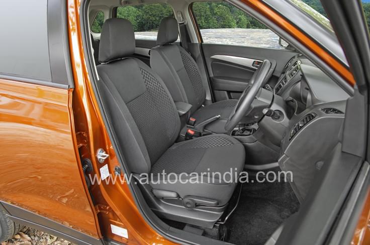 The front seats are comfy and well-cushioned. The front seats are comfy and well-cushioned.