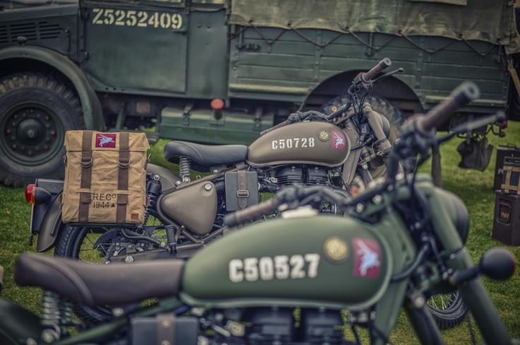 Unique serial number will be stencilled on the fuel tank. Unique serial number will be stencilled on the fuel tank.