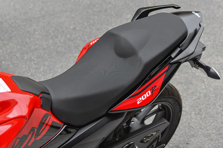 2018 Hero Xtreme 200R image gallery