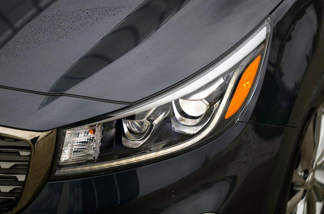 Headlight Image - 4454