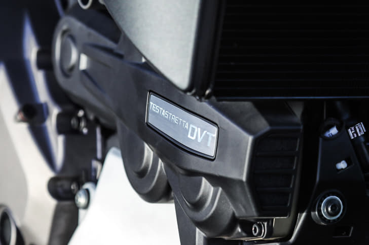 New 1262cc Testastretta engine gets Desmodromic Variable Timing (DVT).