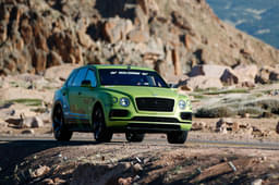 Bentley Bentayga Front Left Three Quarter