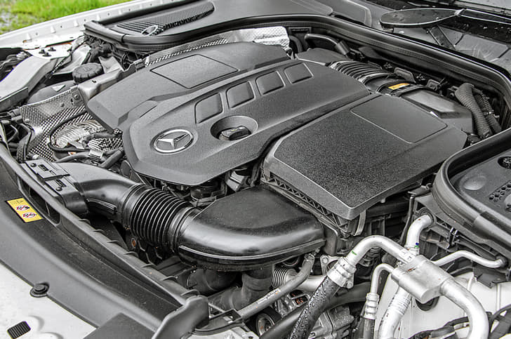 Mercedes-Benz E 220d All-Terrain image gallery