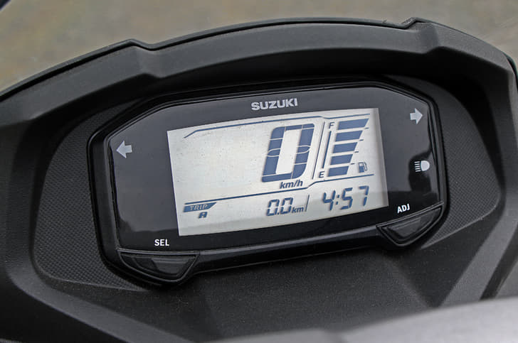 2018 Suzuki Burgman Street image gallery