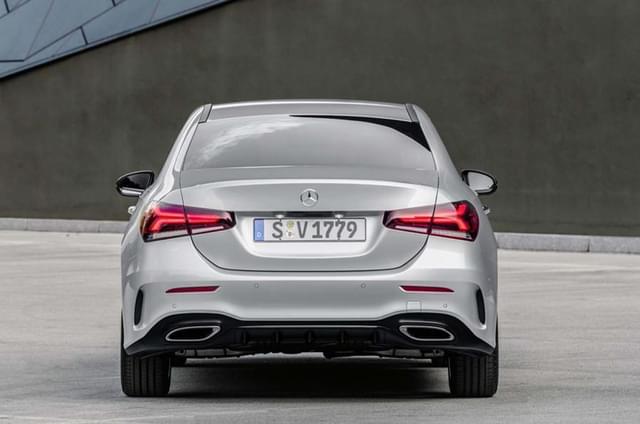 Rear View Image - 9783