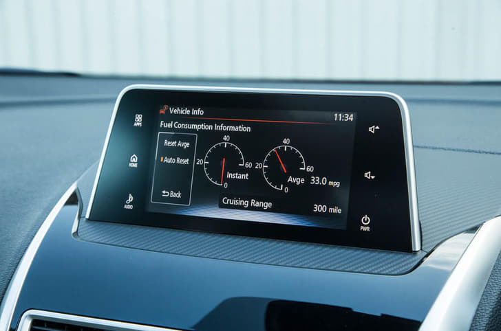 Mitsubishi Eclipse Cross image gallery