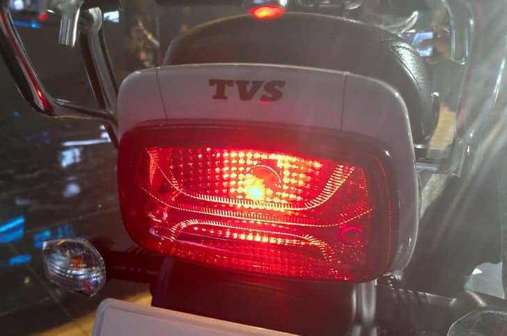 2018 TVS Radeon 110 image gallery
