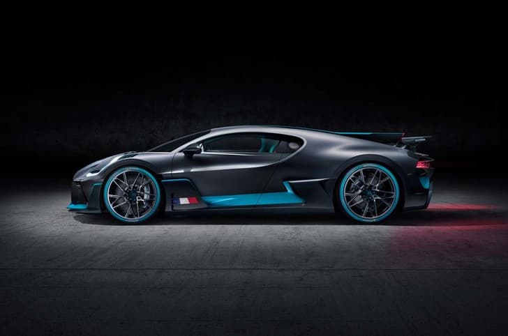 Bugatti Divo image gallery
