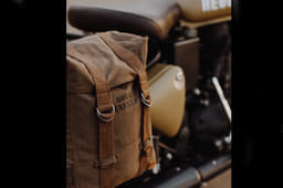 2018 Royal Enfield Classic Signals 350 ABS image gallery