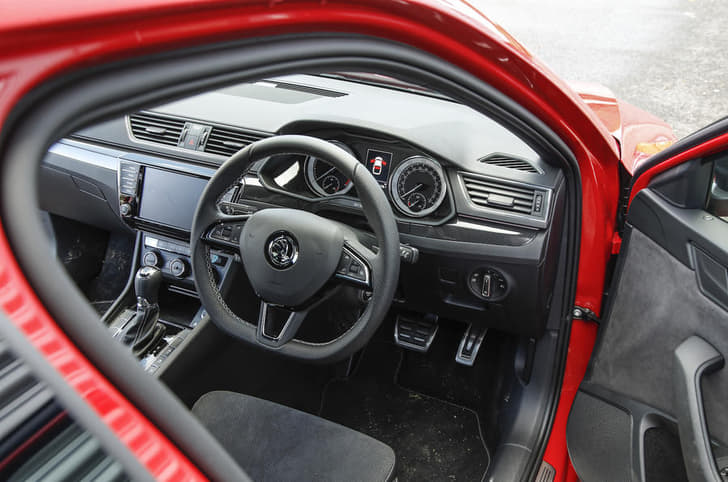 Skoda Superb Sportline image gallery