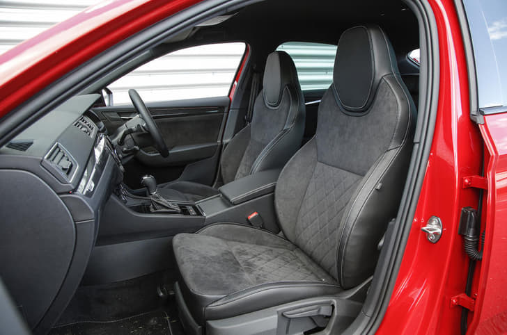 Skoda Superb Sportline image gallery