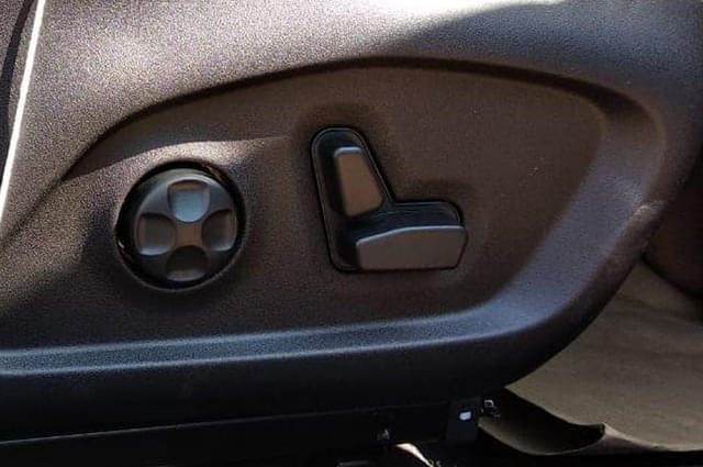 Door Controls Image - 3674