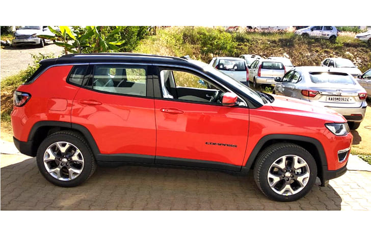 Jeep Compass Front Right Three Quarter