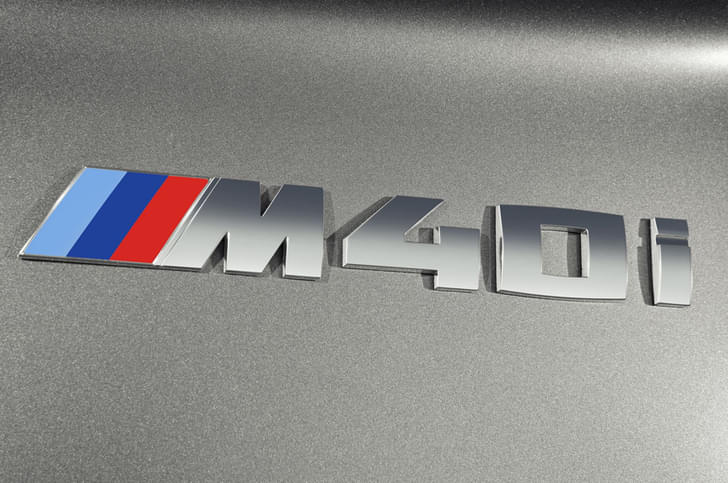 Bmw Z4 Front Logo
