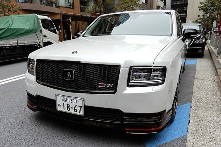 2018 Toyota Century GRMN image gallery
