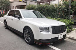 2018 Toyota Century GRMN image gallery