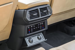 Lamborghini Urus Climate Control Zone Single Zone