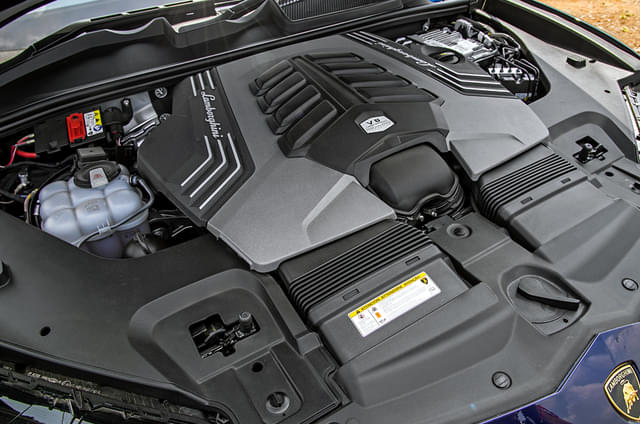 Open Bonnet Engine Shot Image - 5216